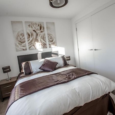 Orange Apartments Polmuir Gardens Only 7 Minutes To City Centre Aberdeen Extérieur photo
